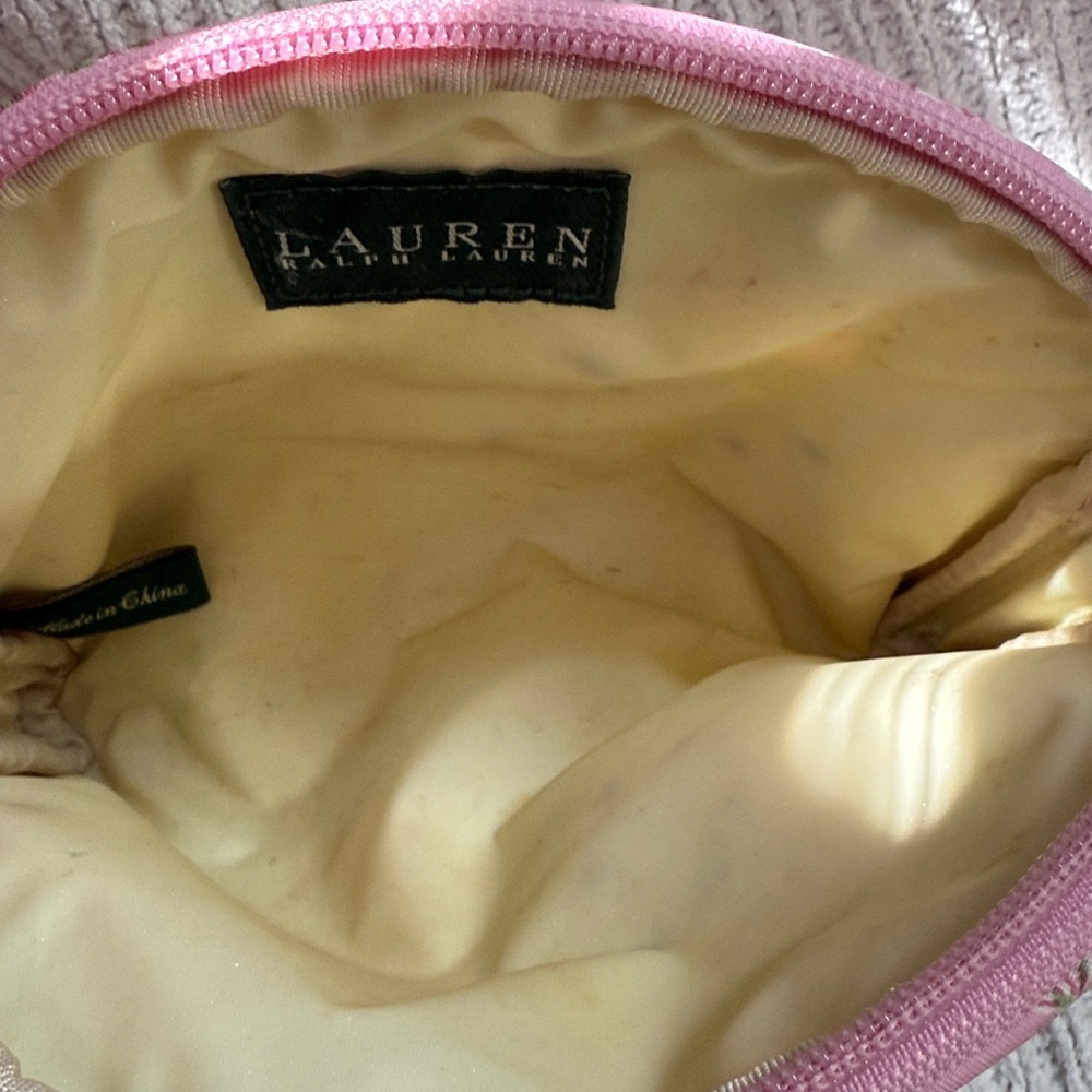Lauren Ralph Lauren Floral Cosmetic Bag - Picture 9 of 14